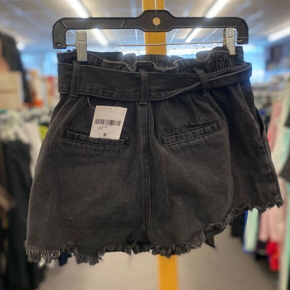 NEW Sm Forever 21 black shorts - Picture 3 of 3